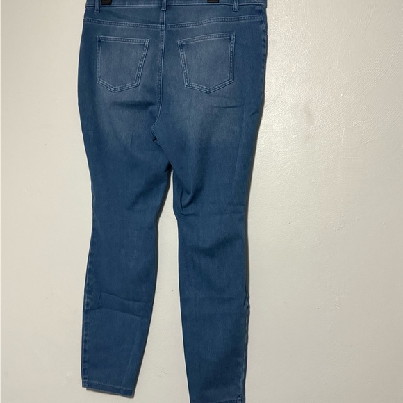 Time and Tru Women's Blue Jeggings - Picture 3 of 4